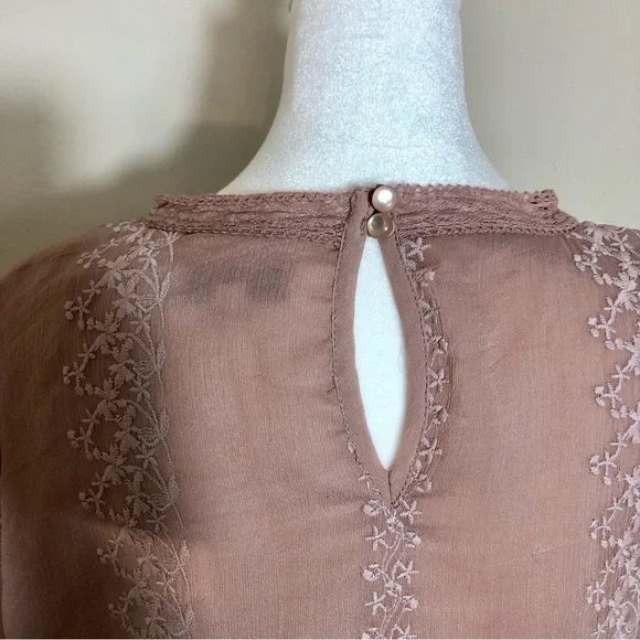 A DIP OF DARLING Victorian Blouse Dusty Rose Pink Embroidered 3/4 Sleeve SZ XL - Picture 6 of 14